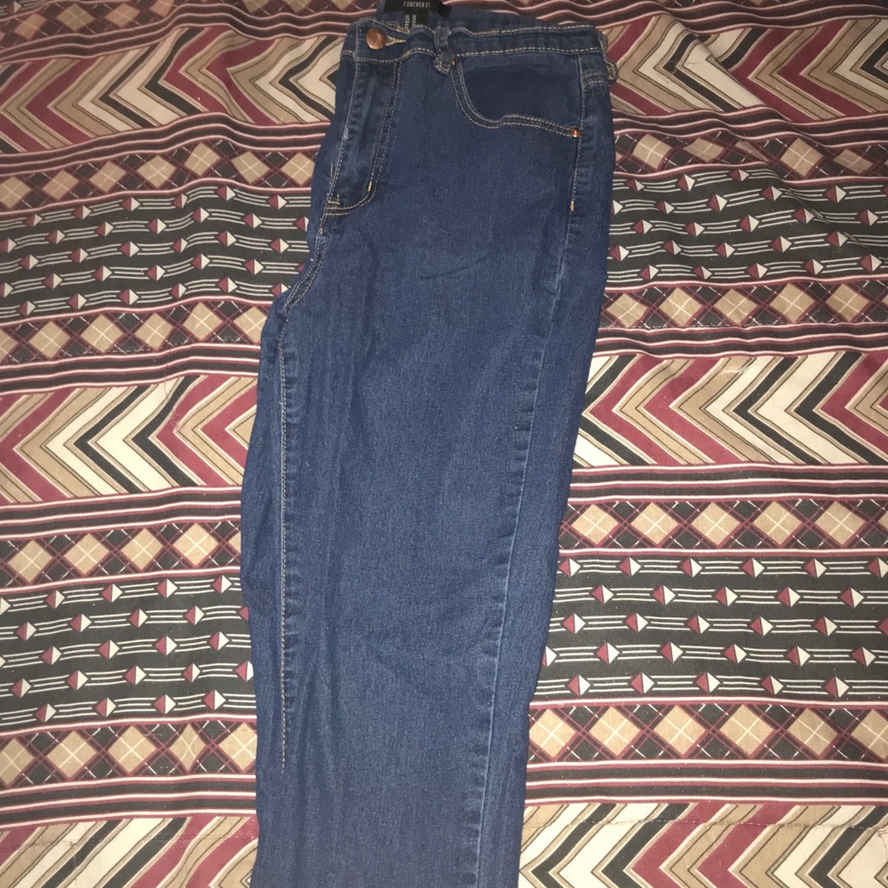 Forever21 Classic Jeans - Picture 2 of 3